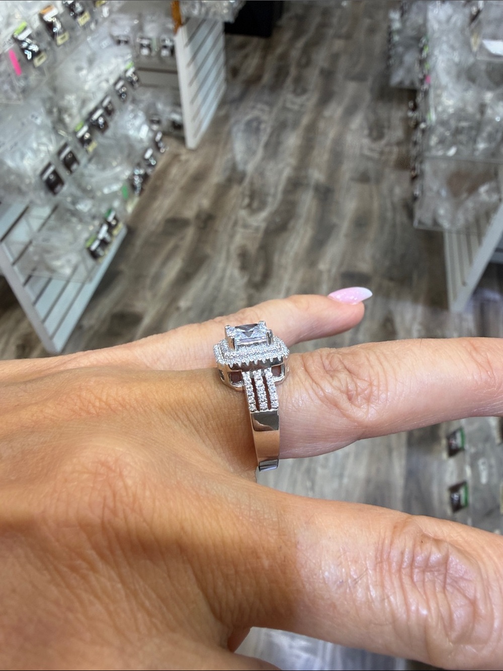 New Sterling Silver Princess cut Engagement Ring sizes 5 7 8 9 10 11 - Picture 4 of 8